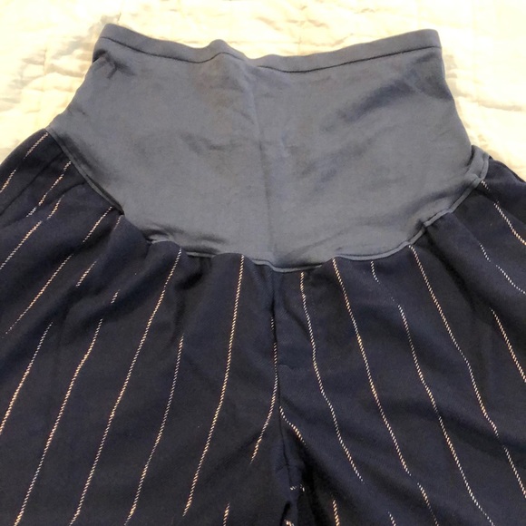 Maternity pants - Picture 3 of 5